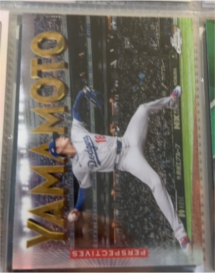 2026 Topps Chrome Perspectives #P-4 Yoshinobu Yamamoto — front
