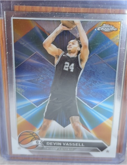 2023-24 Topps Chrome #152 Devin Vassell — front