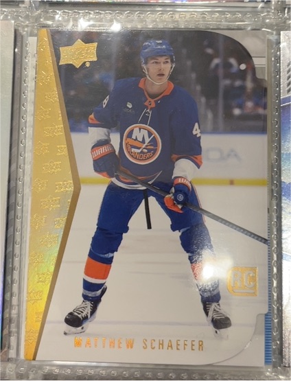 2025-26 Upper Deck Series 2 Rookie Tribute #RTD-13 Matthew Schaefer — front
