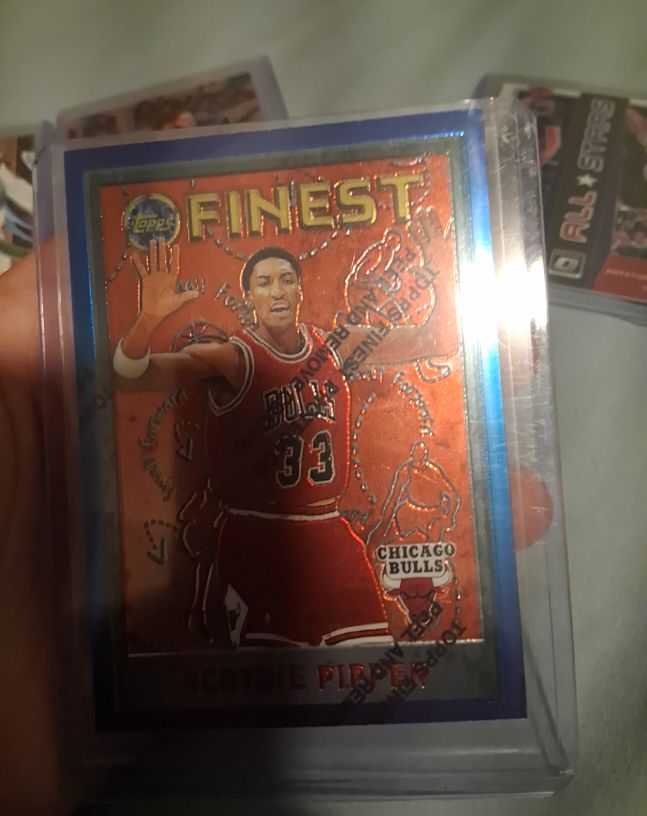 1995 Topps Finest #179 Scottie Pippen — front