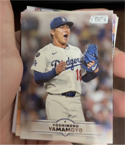 2025 Topps Stadium Club #184 Yoshinobu Yamamoto — front
