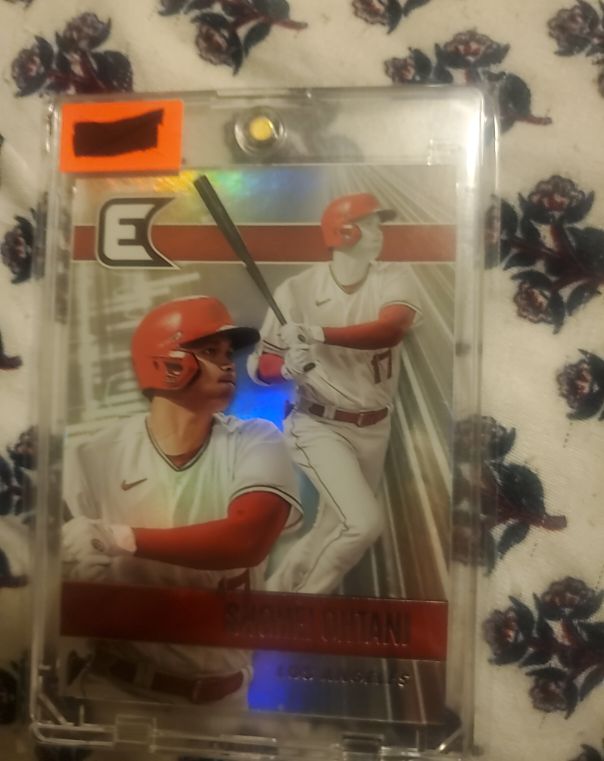 2022 Panini Chronicles Essentials #18 Shohei Ohtani — front