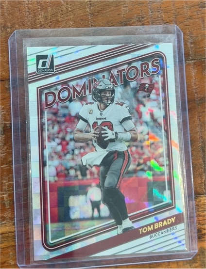 2022 Donruss Dominators #D24 Tom Brady — front