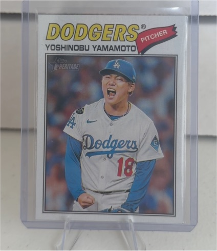 2026 Topps Heritage #371 Yoshinobu Yamamoto Image Variation — front