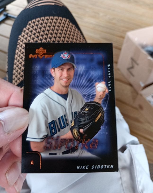 2002 Upper Deck MVP #26 Mike Sirotka — front