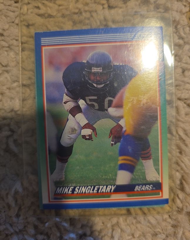 1990 Score #3 Mike Singletary — front