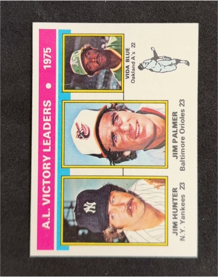 1976 Topps #200 1975 A.L. Victory Leaders Jim Palmer / Jim Hunter / Vida Blue — front