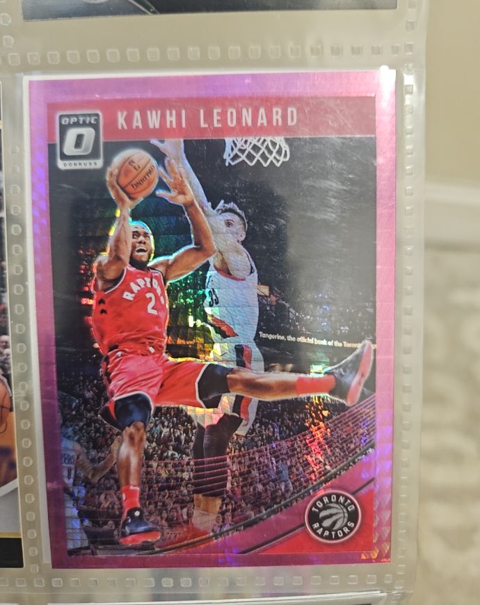 2018-19 Panini Donruss Optic #121 Kawhi Leonard — front