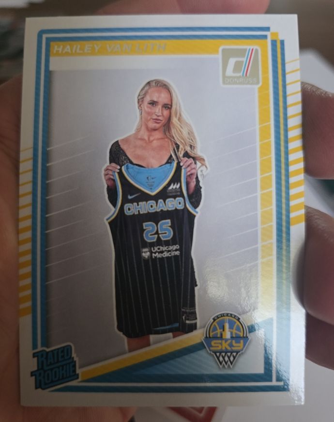 2025 Donruss WNBA #88 Hailey Van Lith — front