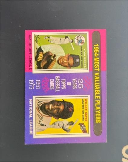 1975 Topps #192 Most Valuable Players Willie Mays, Yogi Berra — front