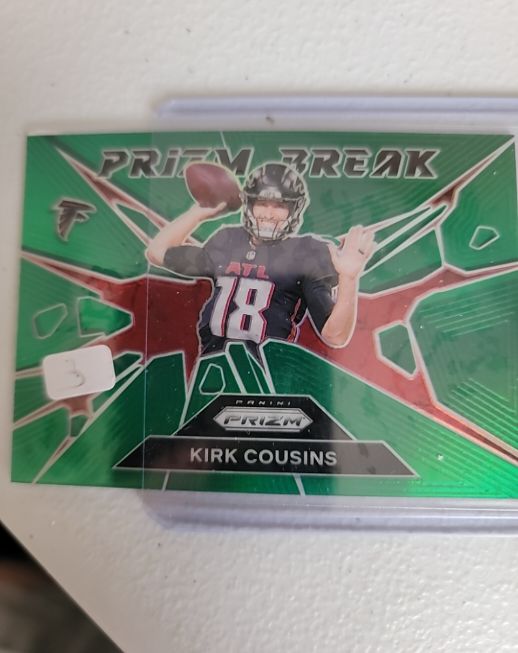 2024 Panini Prizm #7 Kirk Cousins Prizm Break Green Prizm Atlanta Falcons — front