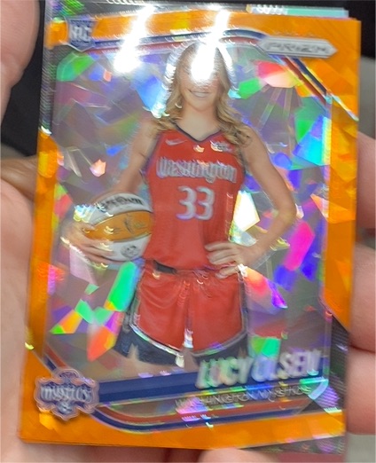 2025 Panini Prizm WNBA #145 Lucy Olsen Orange Cracked Ice Rookie Variation — front