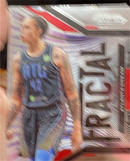 2025 Panini Prizm WNBA #11 Brittney Griner Fractal Insert — front