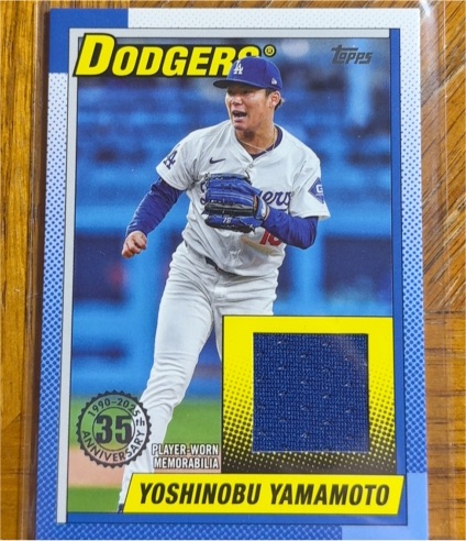 2025 Topps Series 1 1990 Baseball Relics #T90R-YY Yoshinobu Yamamoto — front