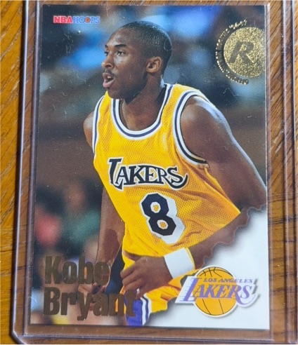 1996-97 NBA Hoops #281 Kobe Bryant Rookie Card — front