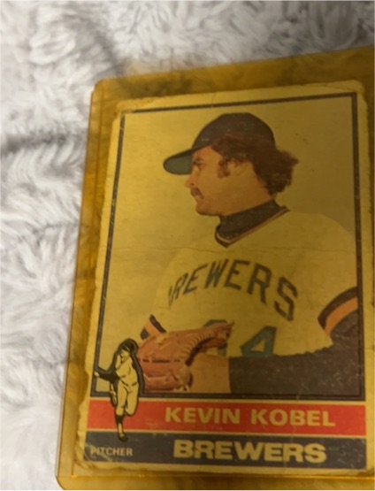 1976 Topps #588 Kevin Kobel — front