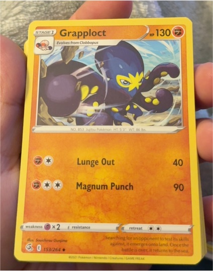 2021 Pokémon Fusion Strike #153 Grapploct — front