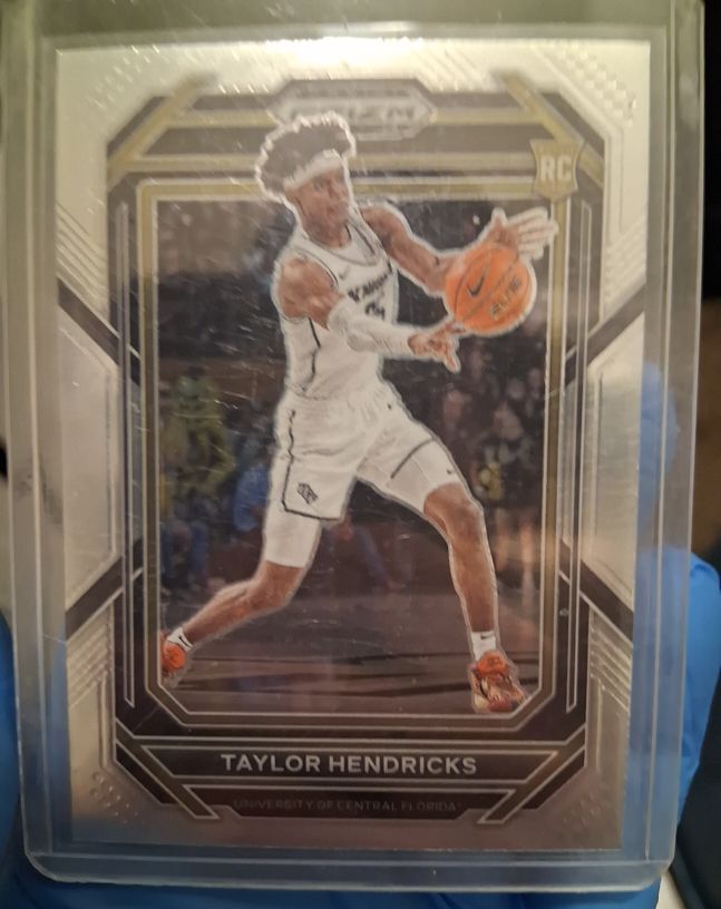 2023 Panini Prizm Draft Picks #19 Taylor Hendricks — front