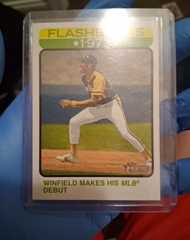 2022 Topps Heritage Baseball Flashbacks #BF-7 Dave Winfield — front