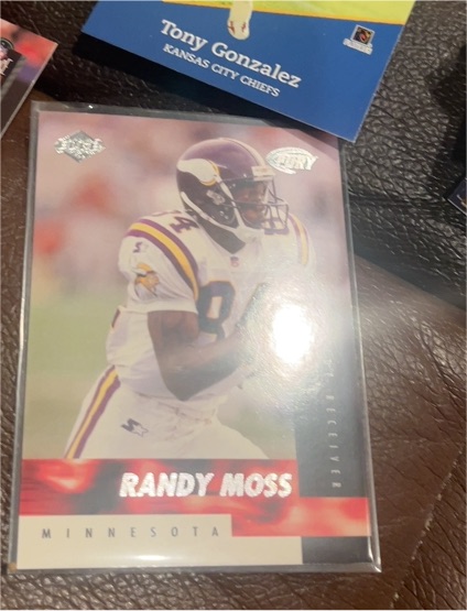 1999 Collector's Edge Triumph #T48 Randy Moss — front