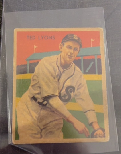 1935 Diamond Stars #43 Ted Lyons — front