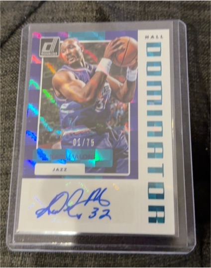 2017-18 Donruss Hall Dominators #HD-KM Karl Malone — front