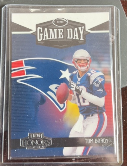 2005 Donruss Playoff Honors Game Day #GD-4 Tom Brady — front