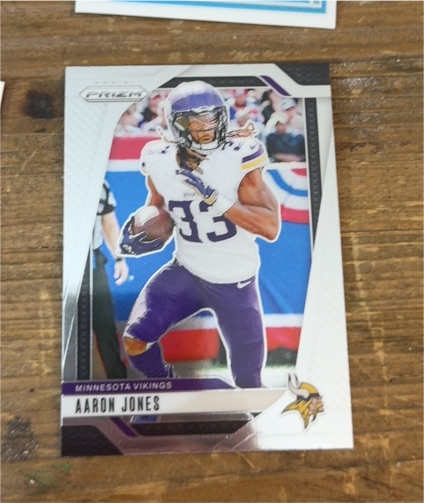 2024 Panini Prizm #186 Aaron Jones — front