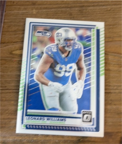 2025 Panini Donruss Optic #104 Leonard Williams — front