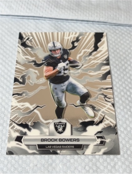 2025 Topps Resurgence #52 Brock Bowers — front