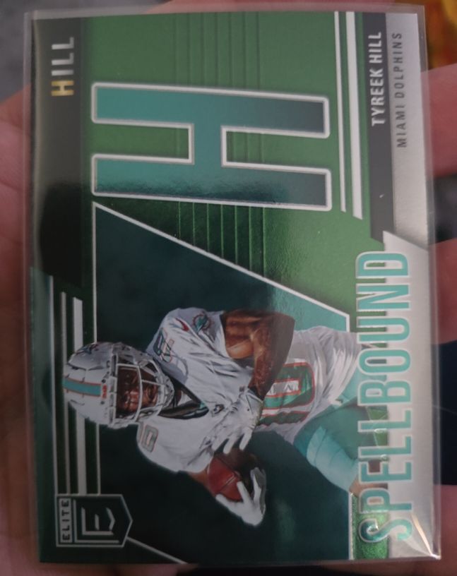 2024 Panini Donruss Elite #3 Spellbound Tyreek Hill — front