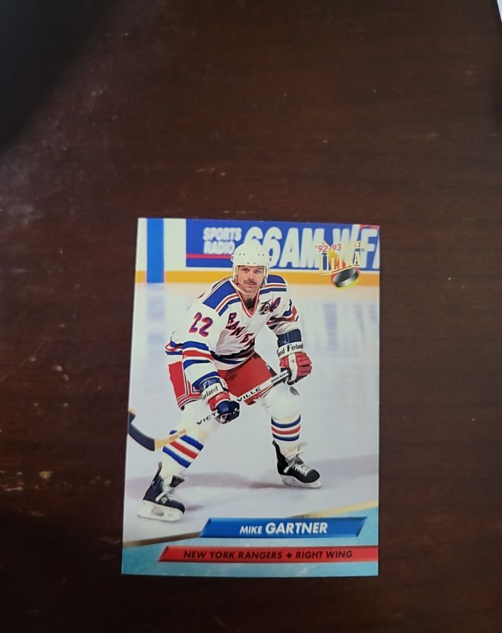 1992-93 Fleer Ultra #135 Mike Gartner — front