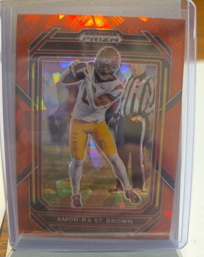 2023 Panini Prizm Draft Picks #6 Amon-Ra St. Brown Red Cracked Ice Prizm — front