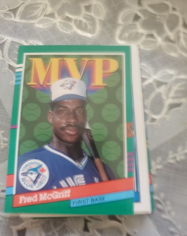 1990 Leaf MVP #389 Fred McGriff — front