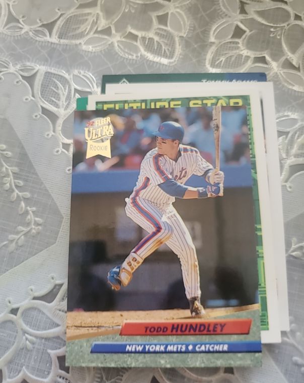 1992 Fleer Ultra #233 Todd Hundley — front