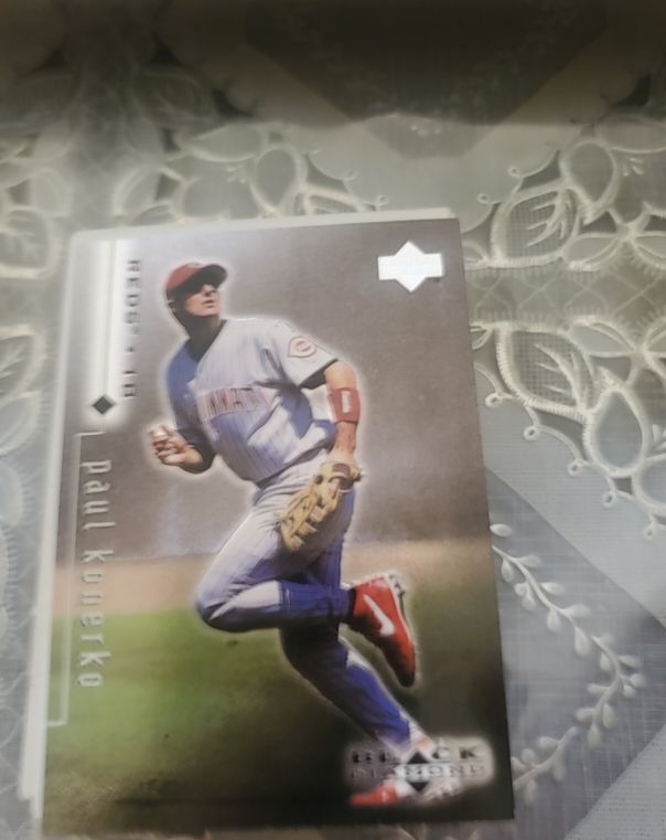 1999 Upper Deck Black Diamond #23 Paul Konerko — front