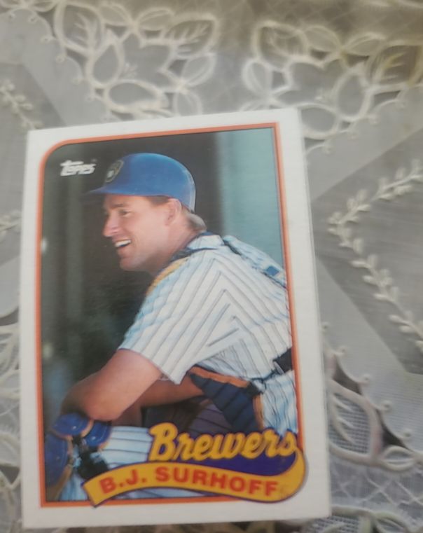 1989 Topps #33 B.J. Surhoff Milwaukee Brewers — front