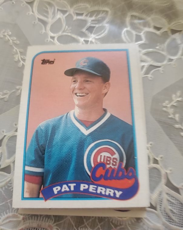 1989 Topps #186 Pat Perry Chicago Cubs — front