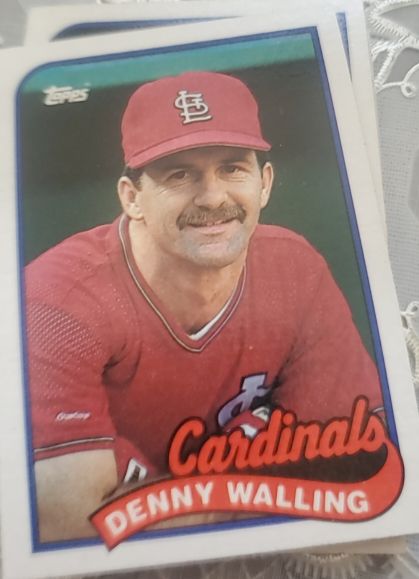1989 Topps #196 Denny Walling — front