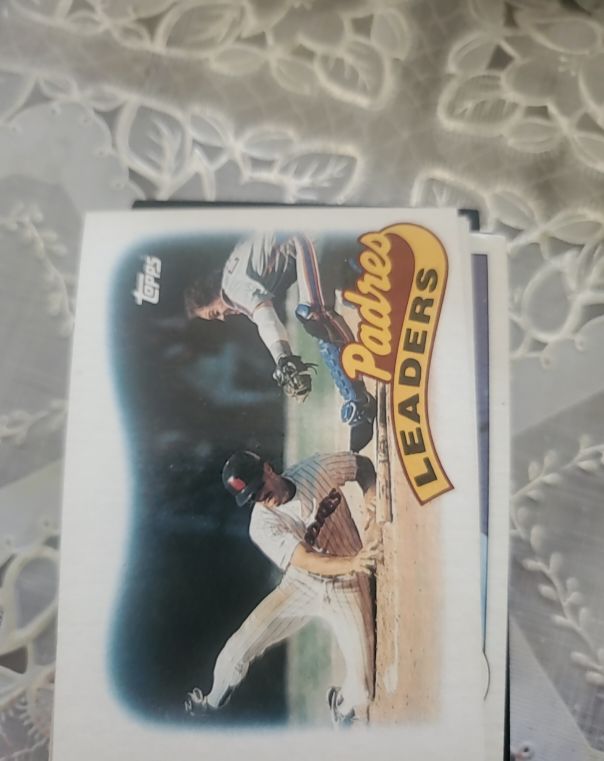 1989 Topps #231 San Diego Padres Team Leaders — front