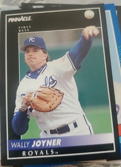 1992 Pinnacle #537 Wally Joyner — front