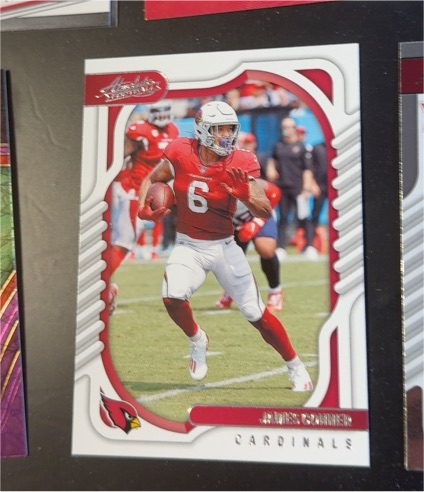 2022 Panini Absolute #9 James Conner — front