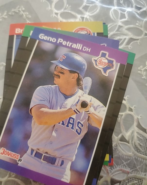 1989 Donruss #343 Geno Petralli — front