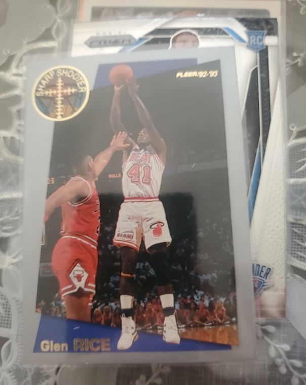 1992-93 Fleer Sharp Shooter #5 Glen Rice — front