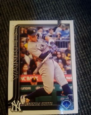 2025 Topps Update #US86 Aaron Judge Legends Unite — front