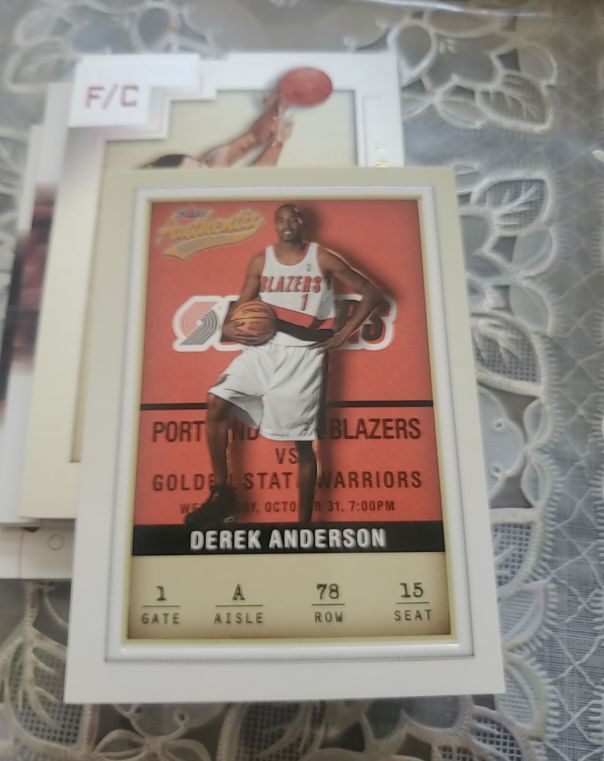 2001-02 Fleer Authentix #78 Derek Anderson — front