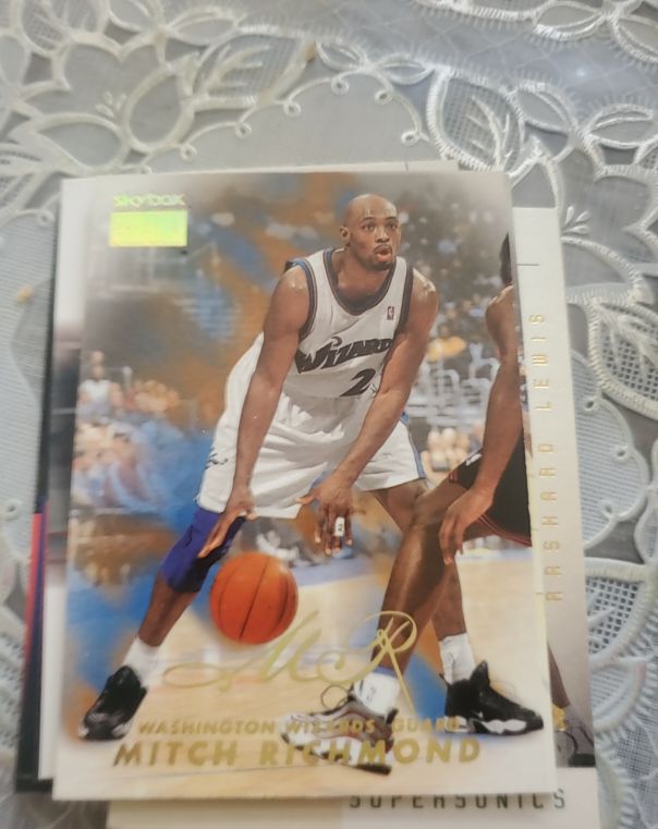 1998-99 Skybox Premium #126 Mitch Richmond Washington Wizards — front