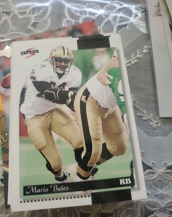 1996 Score #57 Mario Bates — front