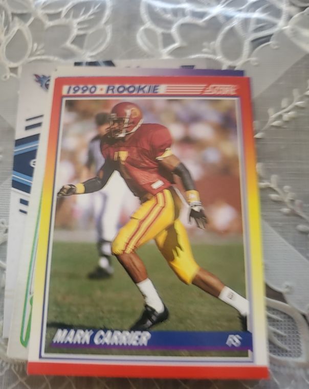 1990 Score #627 Mark Carrier Rookie Card — front