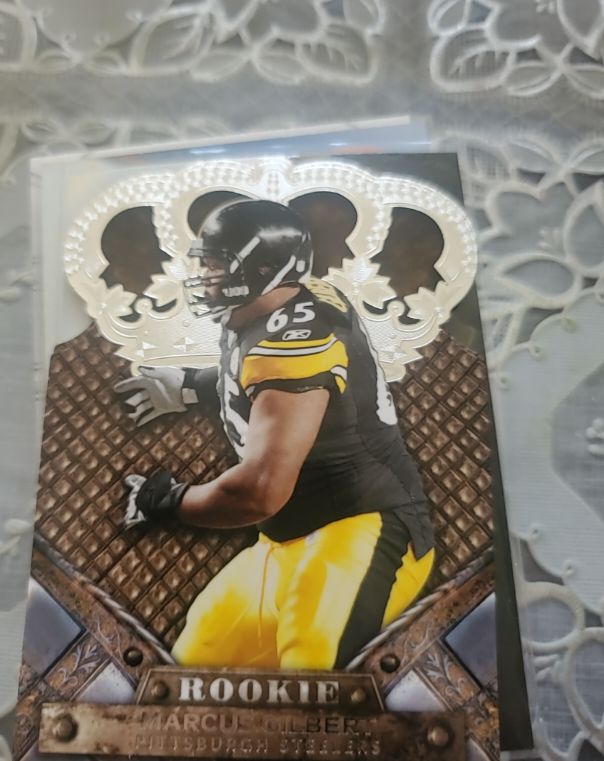 2011 Panini Crown Royale Rookie RC Marcus Gilbert — front